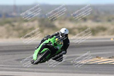 media/Jan-15-2026-Racers Edge (Thu) [[dfebeb70ab]]/3-B Group/Session 2 (Turn 11)/